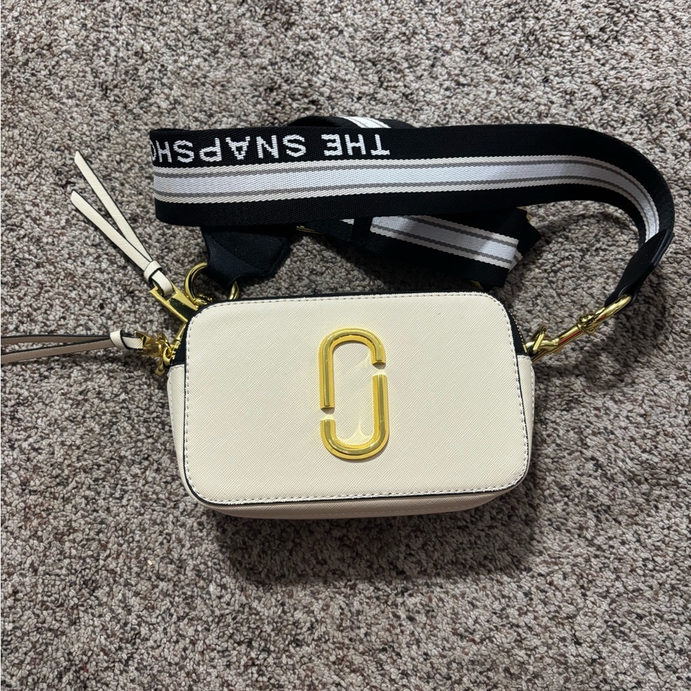 Marc Jacobs Snap Shot Bag